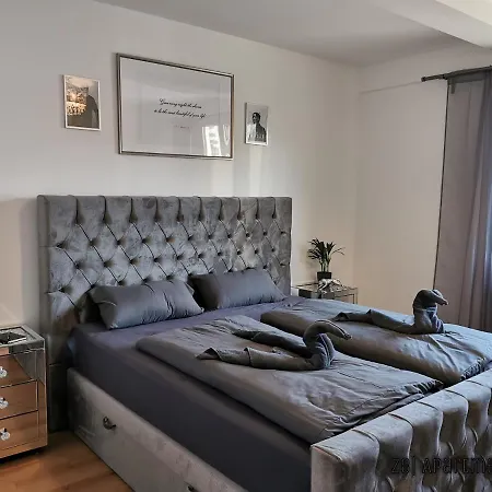 Z8 I Luxus, Lifestyle & More Apartment Hannover